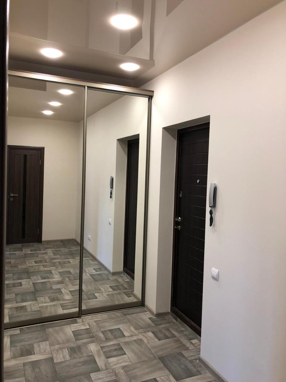 Lux Apart Torfyana Lviv Exterior foto
