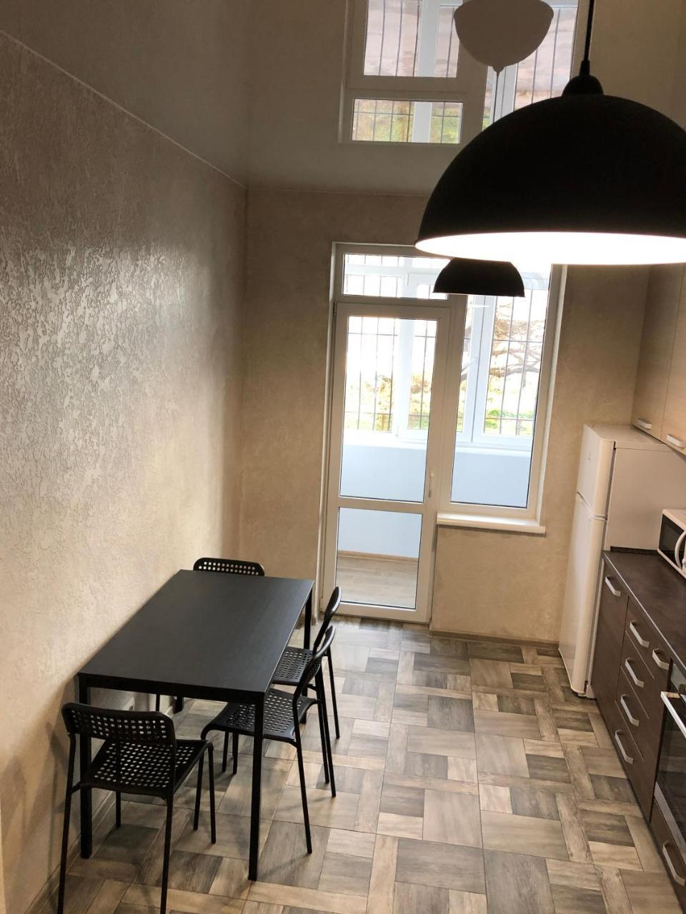 Lux Apart Torfyana Lviv Exterior foto